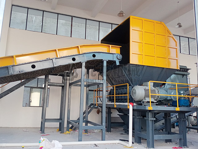 垃圾撕碎機(jī) 垃圾撕碎機(jī)